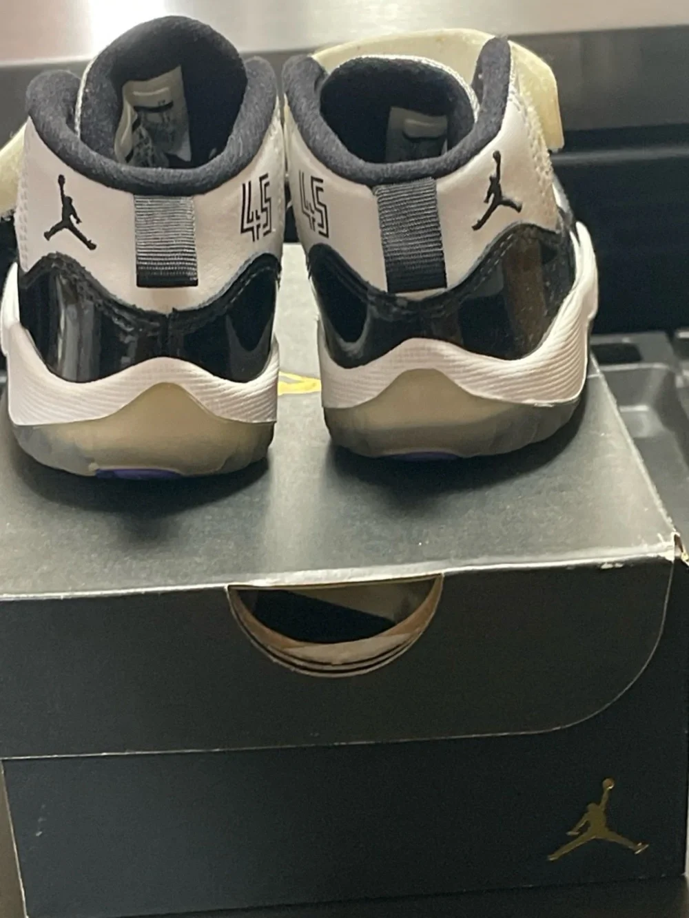 Jordan Kids' 11 Retro Sneakers - White/Black